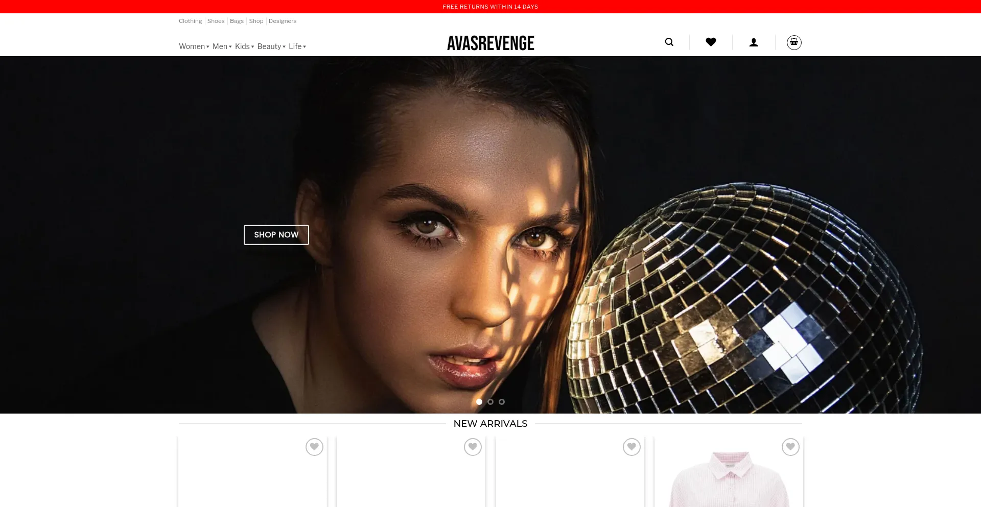 Website screenshot of Avasrevenge.com