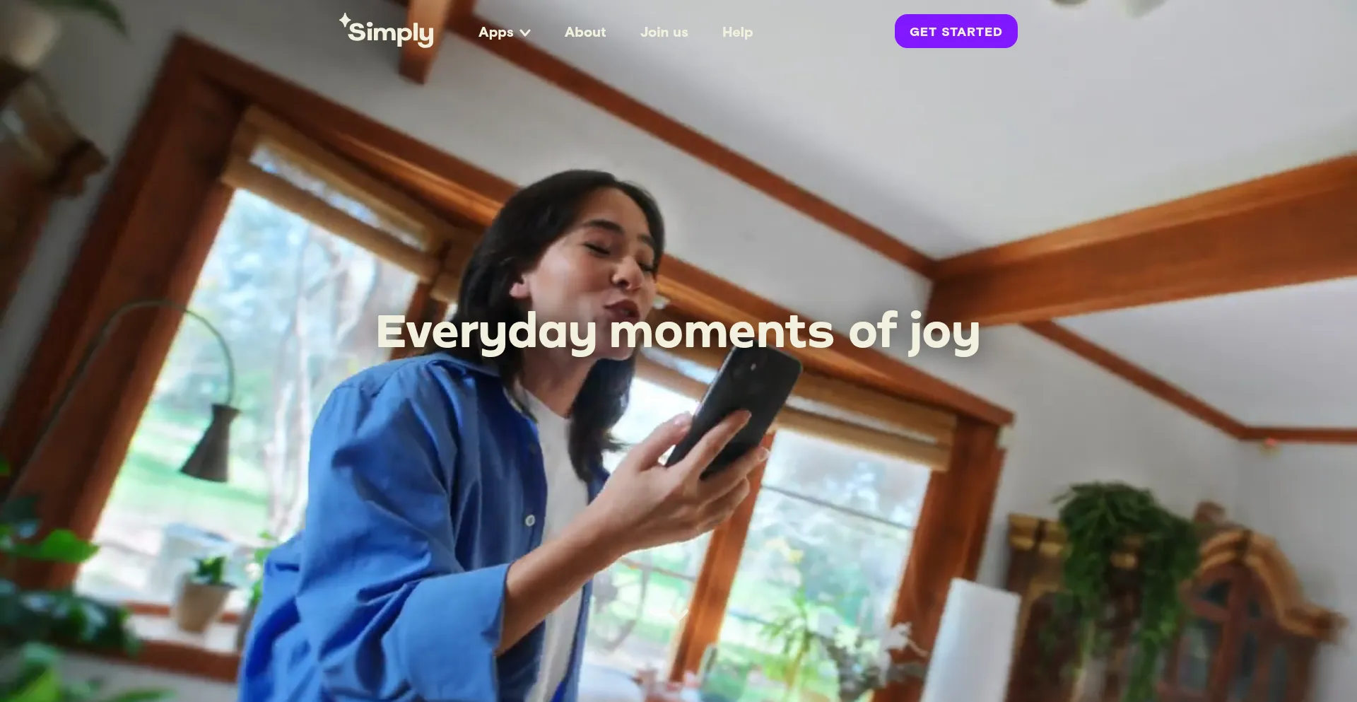 Website screenshot of Hellosimply.com
