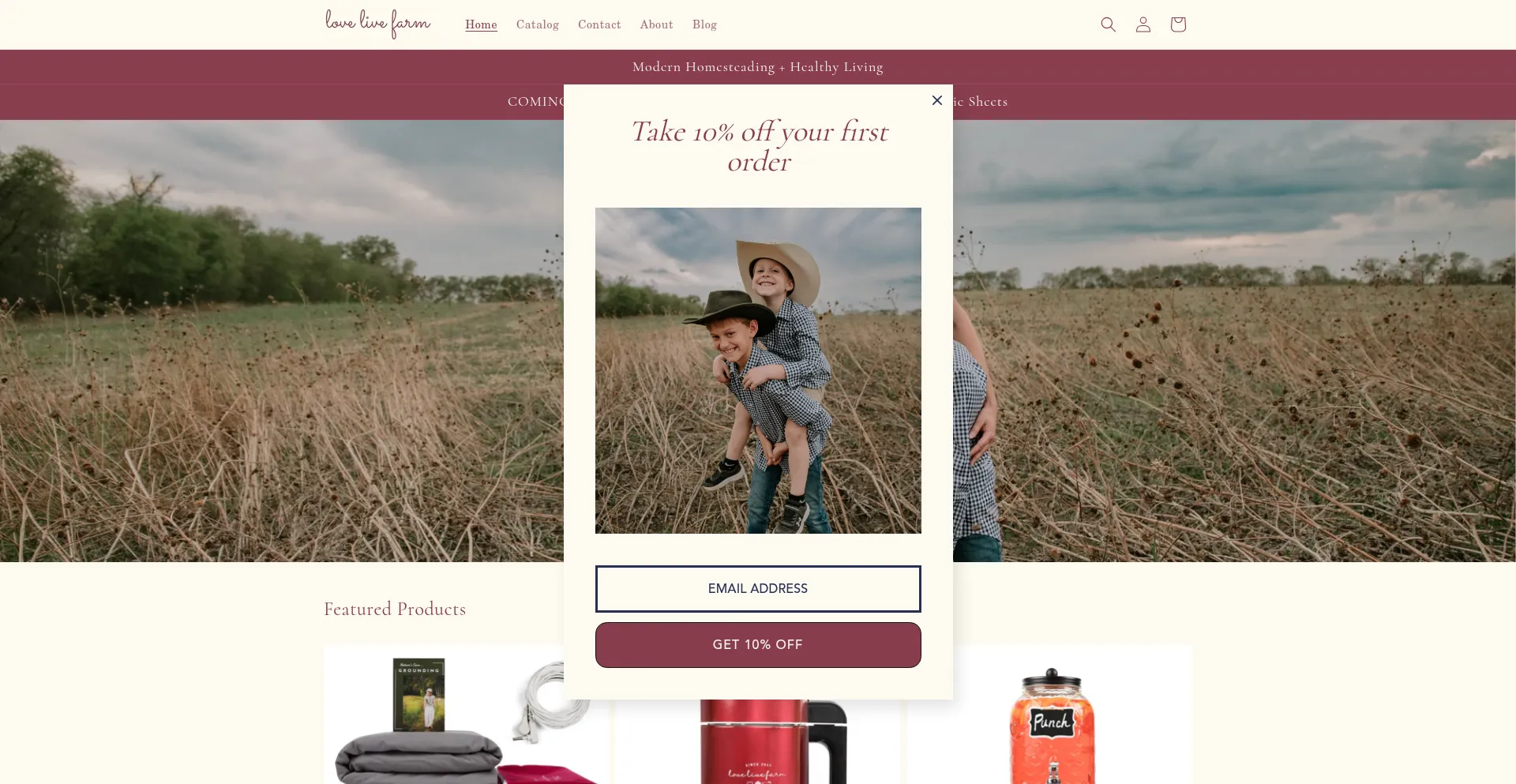 Website screenshot of Lovelivefarm.com
